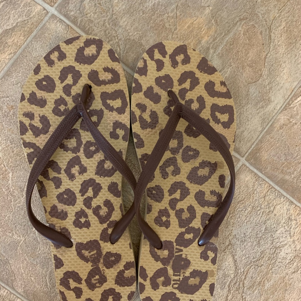 Shoes - Picture 4 of 5